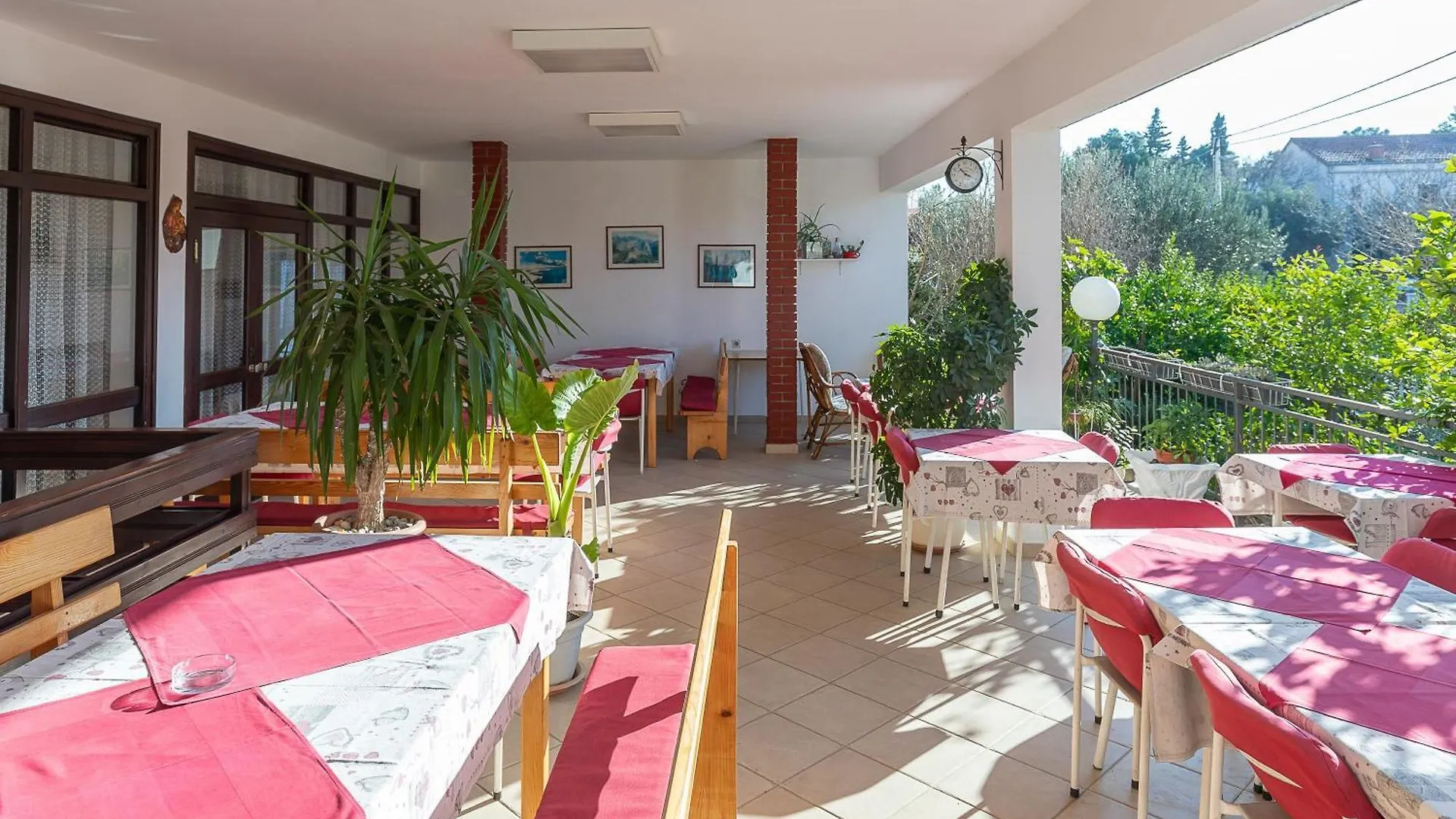 Tinka, Apartment No 7 Starigrad Paklenica Croatia