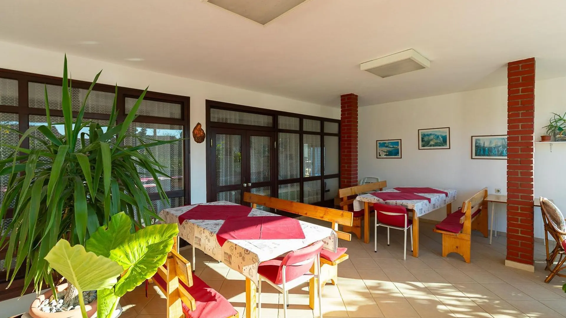 Tinka, Apartment No 7 Starigrad Paklenica Croatia